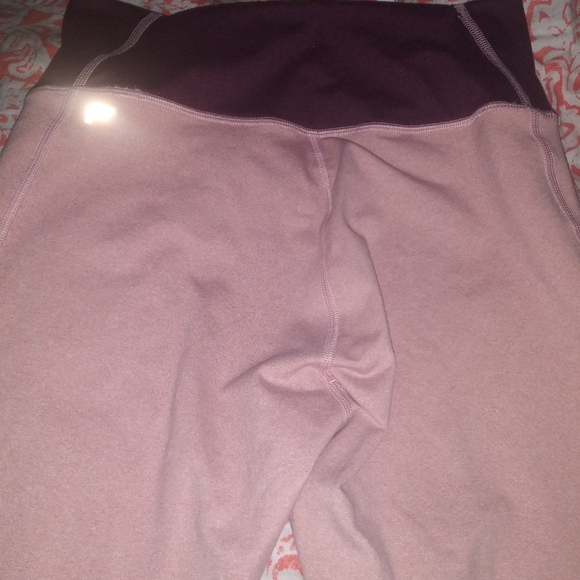 Fabletics capris - Picture 4 of 7